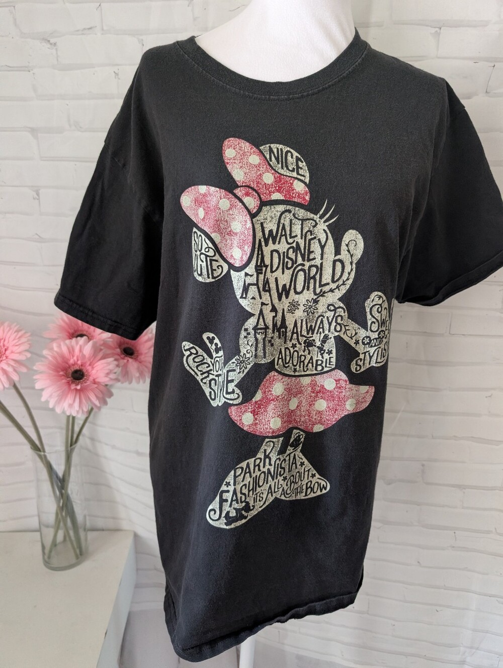 Hanes - Disney Minnie Mouse Graphic Tee